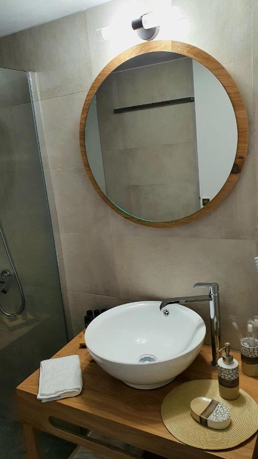 TriovasálosAlexandra'S Boutique Houseアパートメント エクステリア 写真